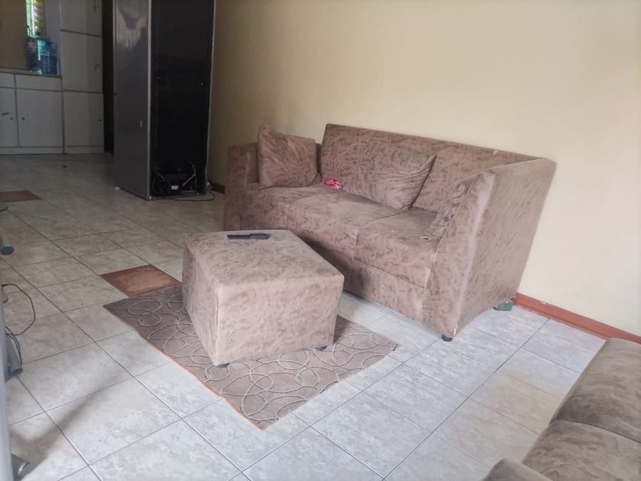 2 Bedroom Property for Sale in Rustenburg Central North West